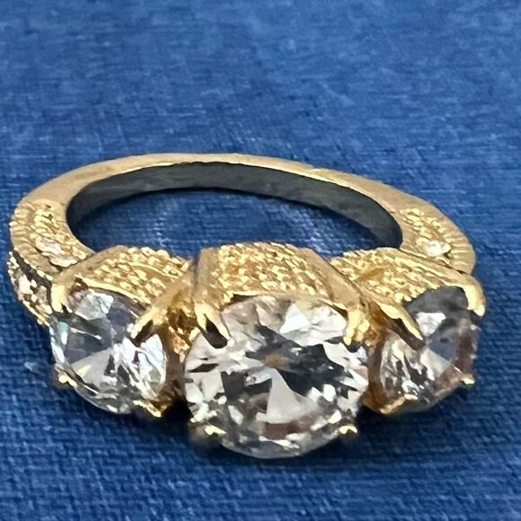 Gold‎ Plated Diamondesque Engagement/Cocktail/Anniversary Ring - 7 - Picture 4 of 11